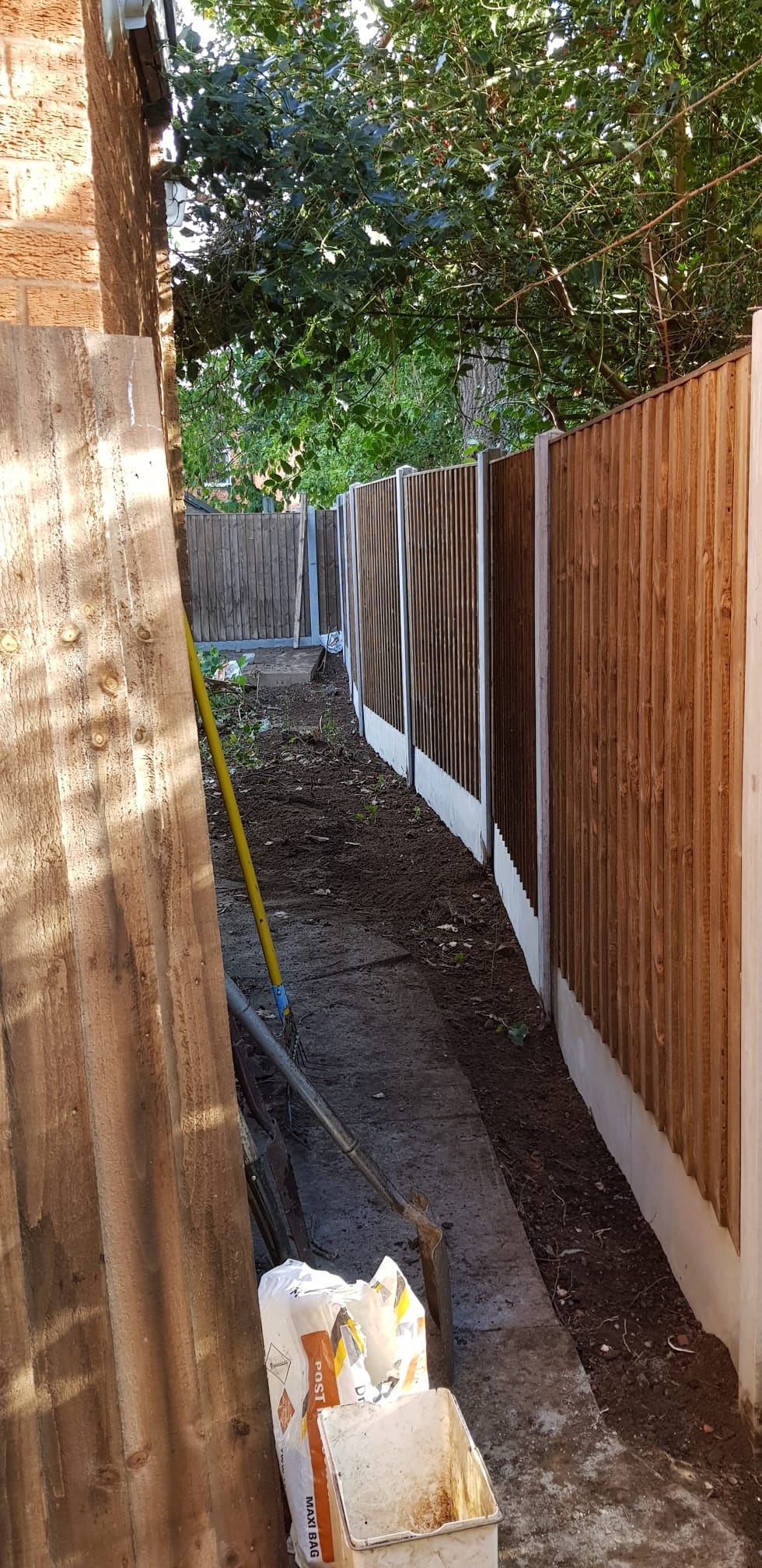 New closeboard garden fence and gate in Birmingham, photo 2
