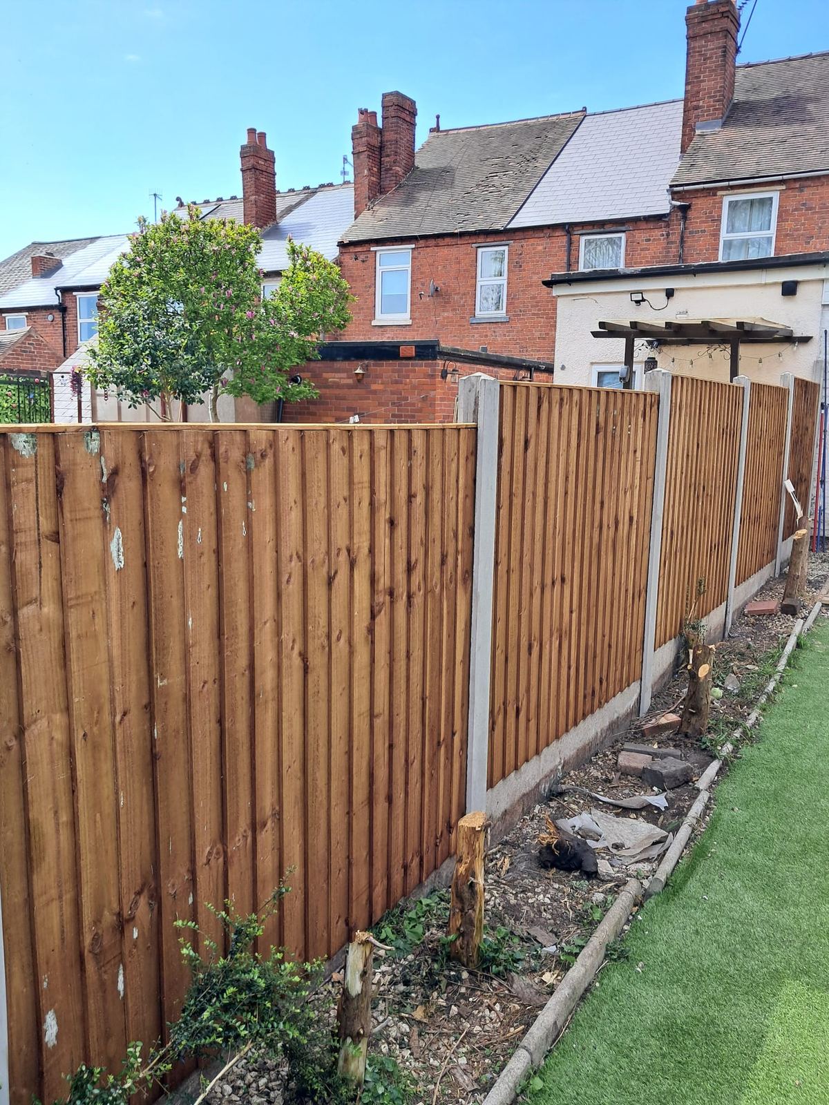 New closeboard fencing along a narrow Brierley Hill garden, photo 3