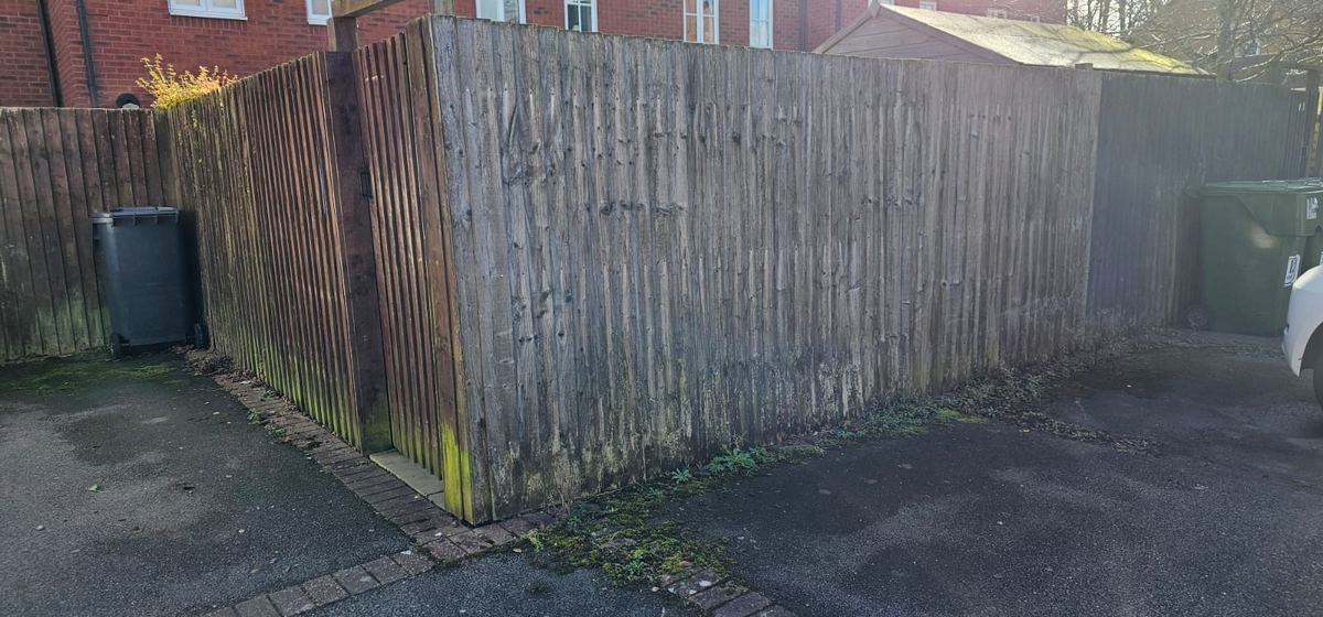 New closeboard fencing and gate beside a driveway in Bromsgrove, photo 3