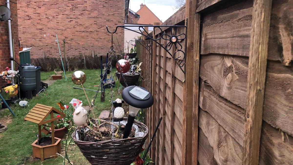 Lap panel fence along a Kings Norton back garden, photo 3
