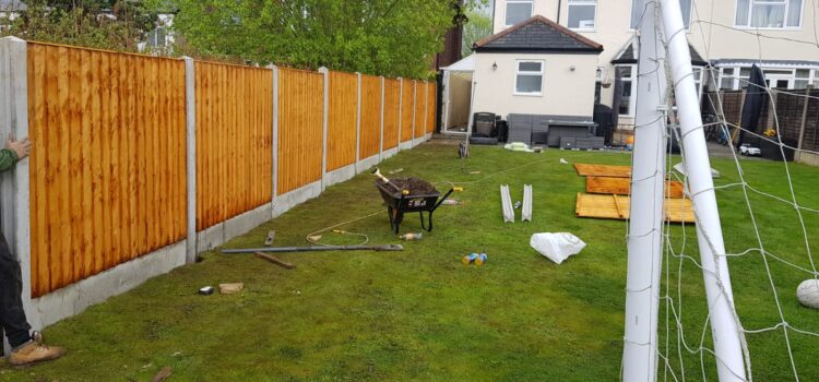 Garden Fencing Installers in Cookley