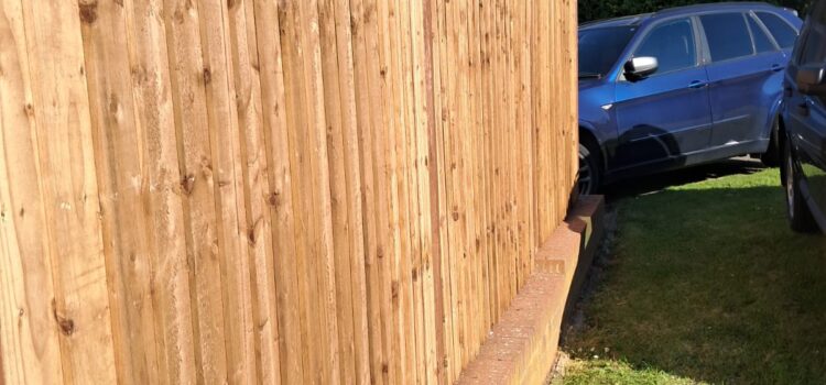 New boundary fencing in Kidderminster